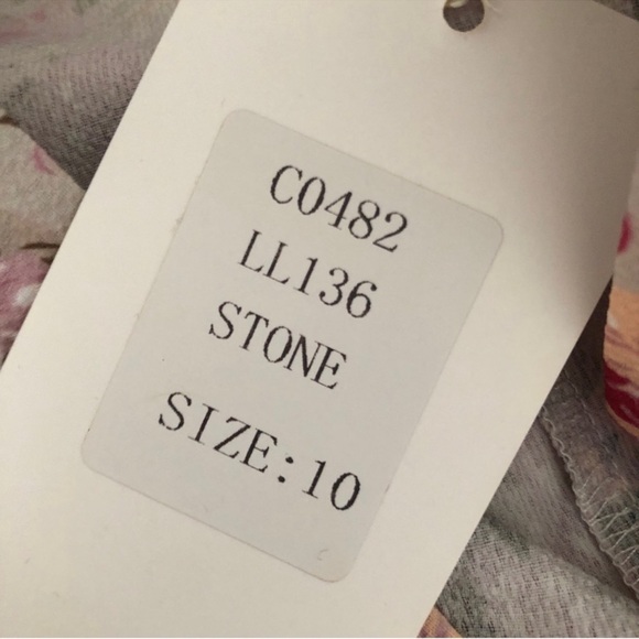 NWT In the Style x Lorna Luxe Harper Floral Ruched Ruffle Dress Romantic Sz 6 - Picture 10 of 10